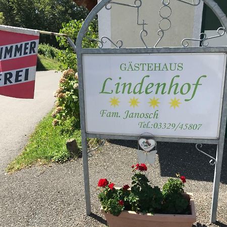 Gaestehaus Lindenhof Jennersdorf Exteriör bild